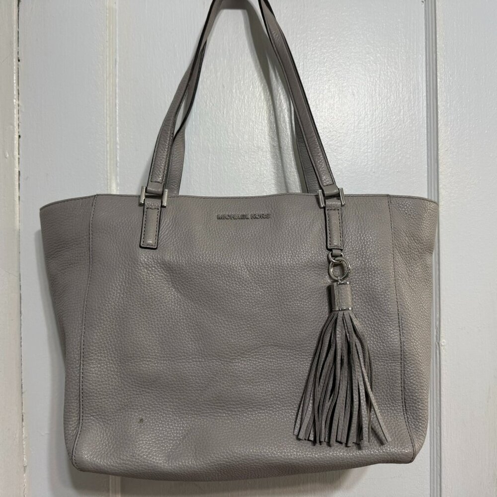 Michael Kors Bedford Medium Top Zip Pocket Tote